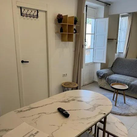 Luxury Near The And Downtown Centrum 8 Апартаменты Аликанте