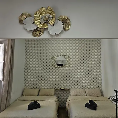 Апартаменты Luxury Near The And Downtown Centrum 8 *