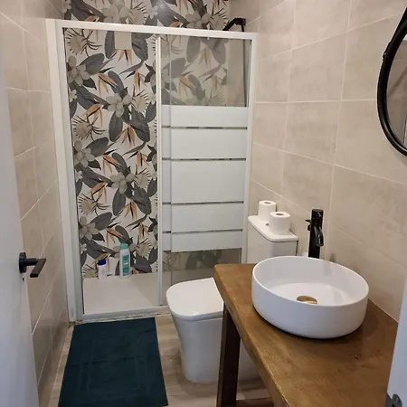 Апартаменты Luxury Near The And Downtown Centrum 8