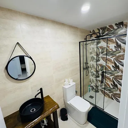 Luxury Near The And Downtown Centrum 8 Апартаменты *